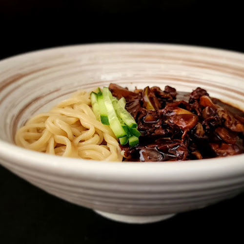 Comentarii opinii despre سورا