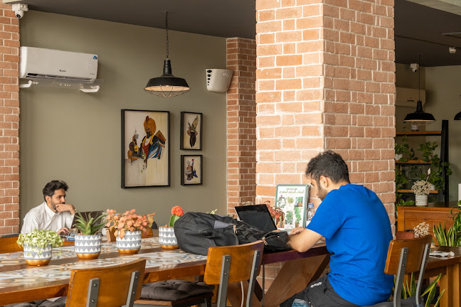 مستودع القهوة - الدمام