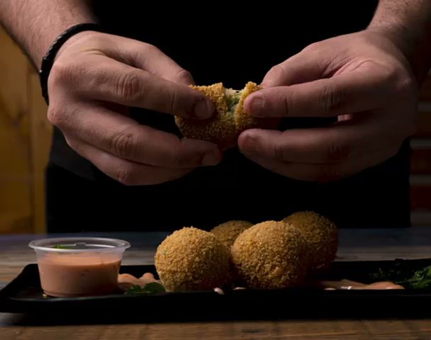 Opinii despre يور برجر العزيزية în المدينة المنورة - الضيافة