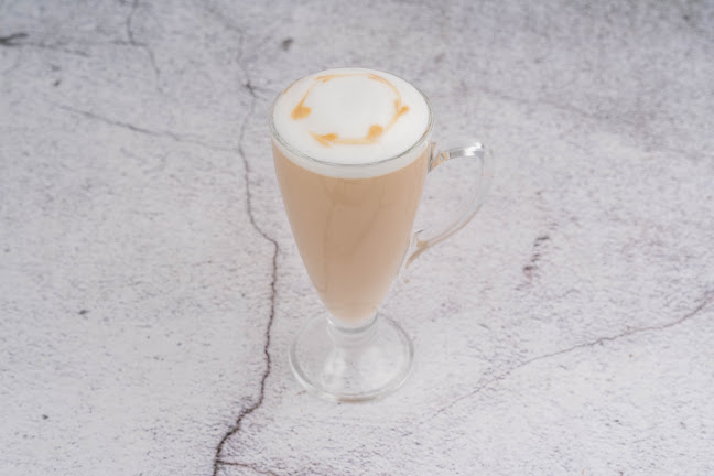 Opinii despre مُكنه كافيه - Moknah cafe în جدة - الضيافة