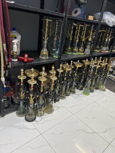 Opinii despre لاونج ومقهى المسافر în الدوادمي - الضيافة