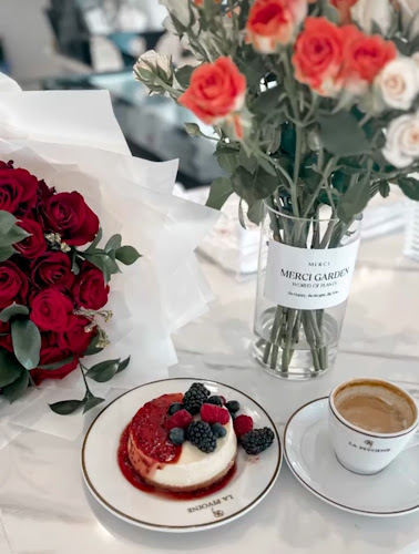 La Pivoine Cafe لابيفوان كافيه - عرعر