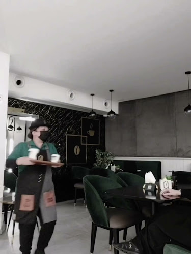 مقهى السلسلة الاولى - الرياض