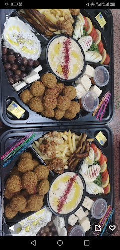 فلافل ابو عدنان - الضيافة