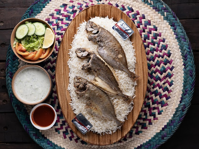 مطعم اسرار النور لتقديم الوجبات