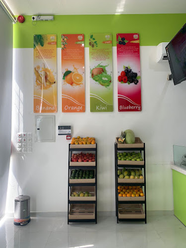 Opinii despre عصائر درة التوت în البكيرية - الضيافة