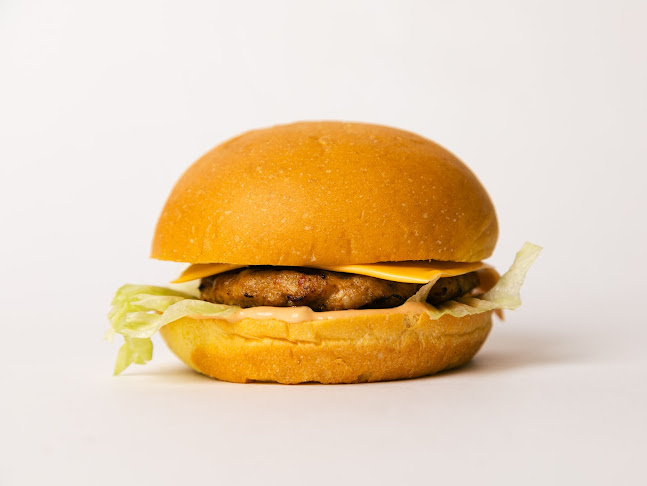 8303 طريق الامير عبدالمجيد - الدائري المتوسط، الاسكان، المدينة المنورة 42317 2280،، المدينة المنورة