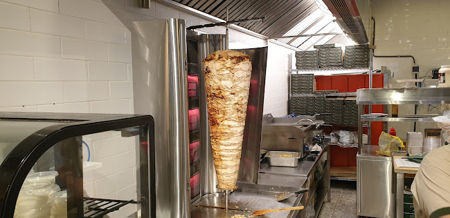 مطعم زيتونة (zaytoona restaurant)