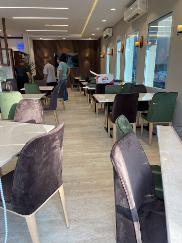 مطعم المنسف الأردني