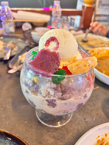 KUY's Grill & Restaurant - الضيافة