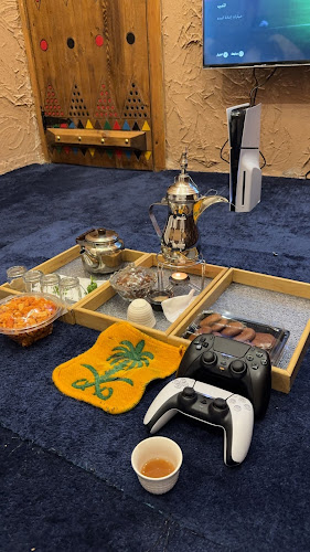 Opinii despre مهيلة ديوان الشموخ - فرع العزيزية în المدينة المنورة - الضيافة