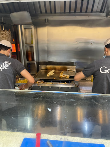 شاورما عموووو