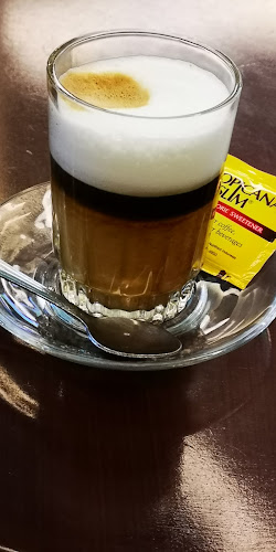 Opinii despre Casa Cafe-كازا كافيه în جدة - الضيافة