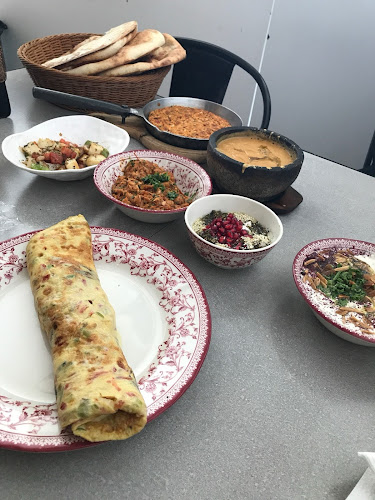 Opinii despre ستة صباحا în الرياض - الضيافة