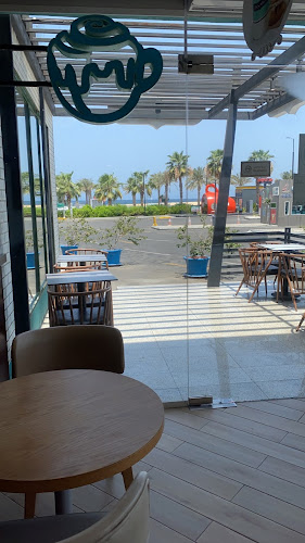 Comentarii opinii despre سينابون الكورنيش