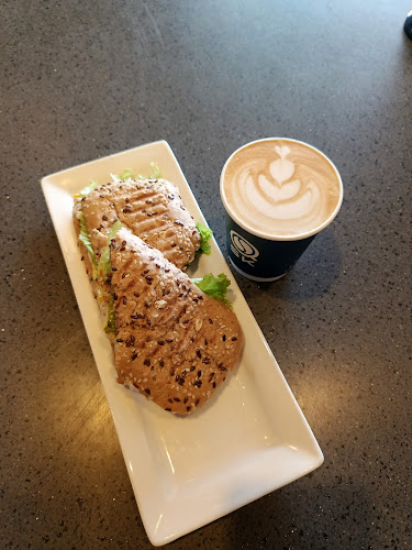 6455 طريق الملك عبدالعزيز، الشرفية، أبها 62542 2973،