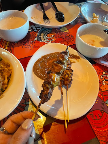 Comentarii opinii despre ASIAN HUB BAYTOTI