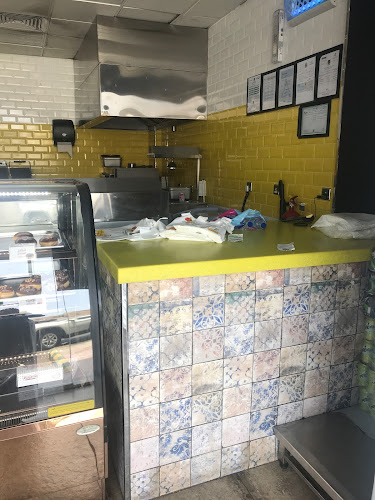 طريق الامير سلطان، السلامة، جدة 23525