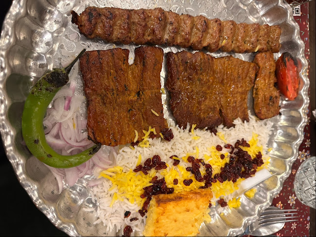 زعفران المطعم الفارسي - الضيافة