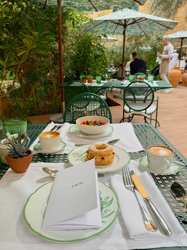 DIOR CAFE - الرياض