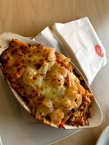 بيتزاهت - الضيافة