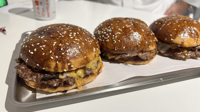 Opinii despre أهوي برجر în الرياض - الضيافة