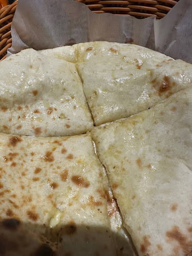 Opinii despre مطعم كينارا الهندي în مكة - الضيافة