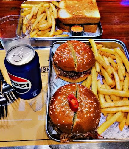 حمد الجاسر، الروضة،, جدة