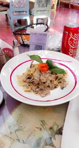 Opinii despre شكسبير آند كو. în الرياض - الضيافة