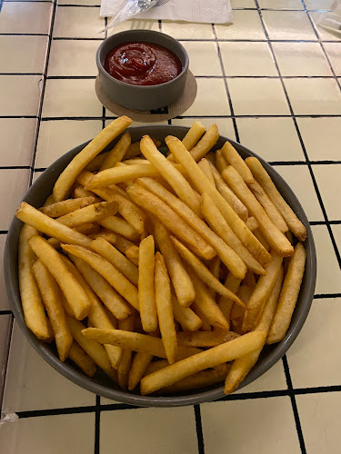 Comentarii opinii despre ايت اب