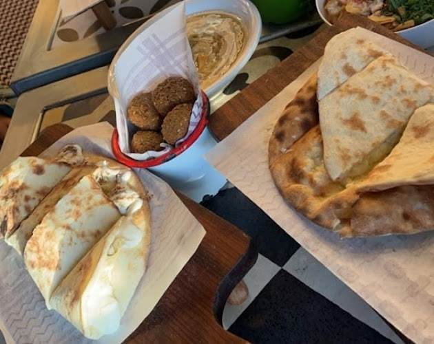 Opinii despre ماما غنّوج în المدينة المنورة - الضيافة