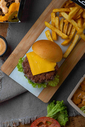 Opinii despre البرجر الطازج Fresh Burger în بلجرشي - الضيافة