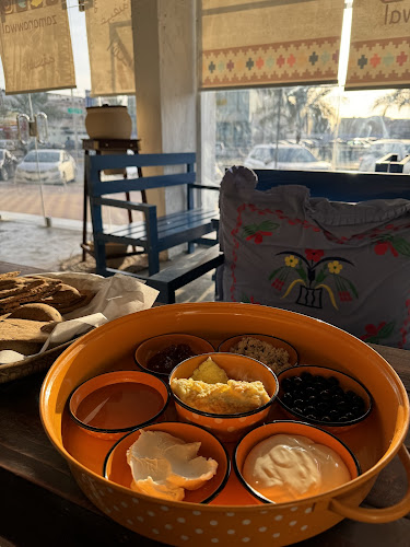 Comentarii opinii despre مخبز زمان أول للخبز الحساوي والفطاير