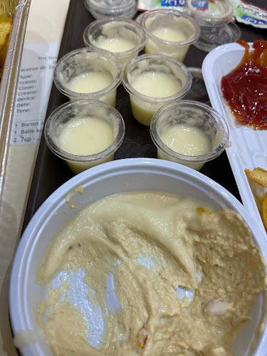 Comentarii opinii despre بروستد الكوخ القديم