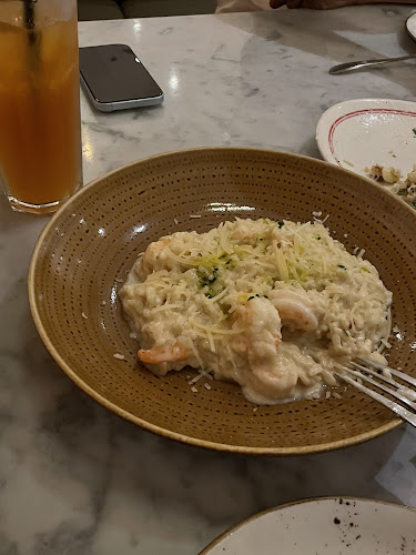 Etoile Center Next to Stars, Avenue Mall, طريق الملك عبدالعزيز، الزهراء، جدة 23424