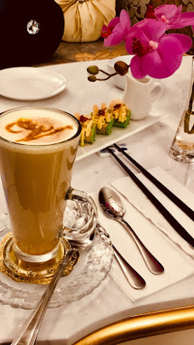 فيلفيت لاونج كافيه - الضيافة