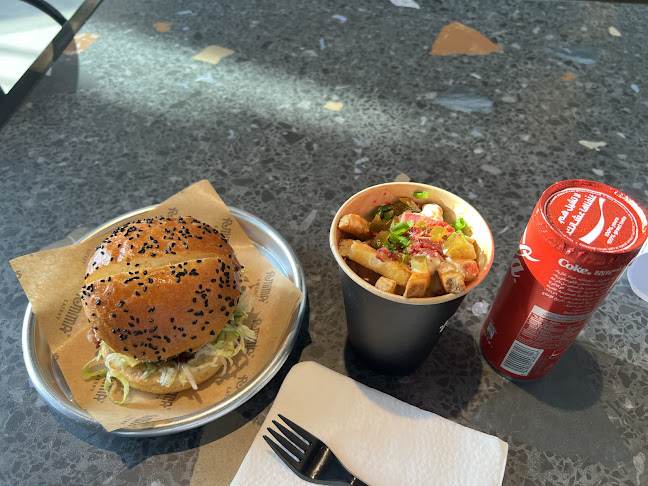 آرميما - الضيافة