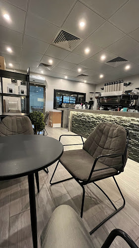 مقهى ومحمصة لذة البن - المدينة المنورة