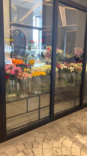 ليلي كافيه وورد