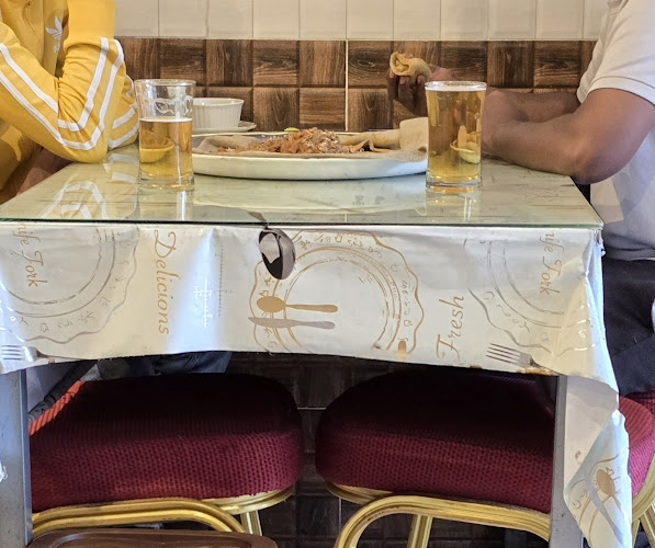 Opinii despre مطعم حبشي فرش كورنر în جدة - الضيافة