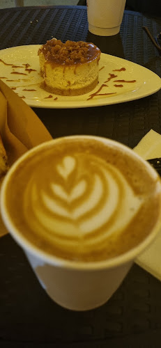 Comentarii opinii despre Kaakaya Cafe ( الدمام) كعكايه كافيه