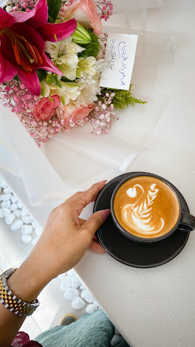 مقهي دوت وان - الضيافة