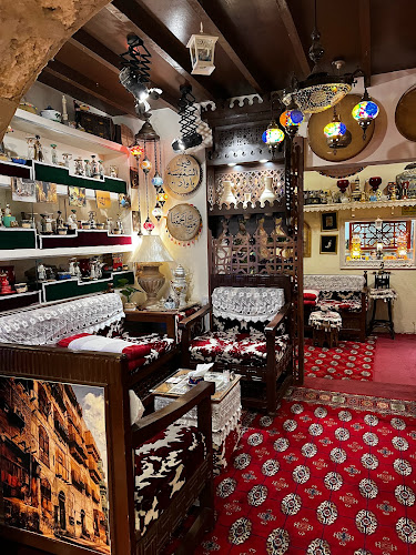 3138 ابو عنبه، حي البلد، جدة 22236 7248،، جدة 22236