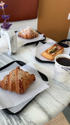 BREWS coffee and brunch