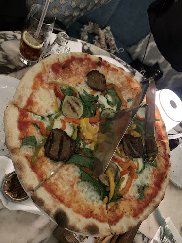 Comentarii opinii despre دلفينو