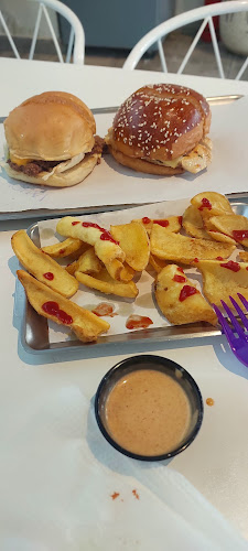 أهوي برجر - الرياض