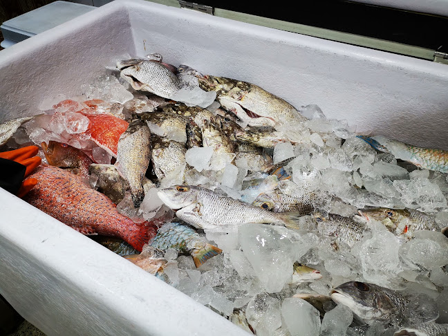 مطاعم الشيخ فهد عيد المزين للأسماك - شوران - الضيافة