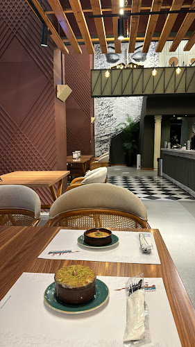 مطعم مقادير - جدة