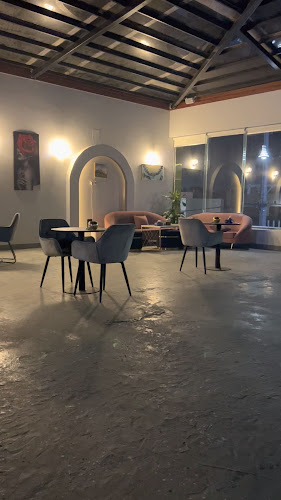 Opinii despre ناي لاونج în حفر الباطن - الضيافة