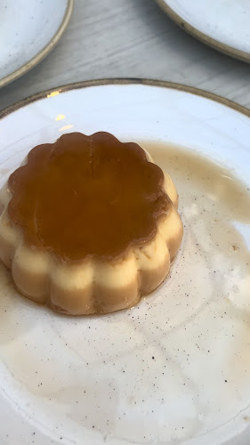 برج الحمام بيسترو - الضيافة